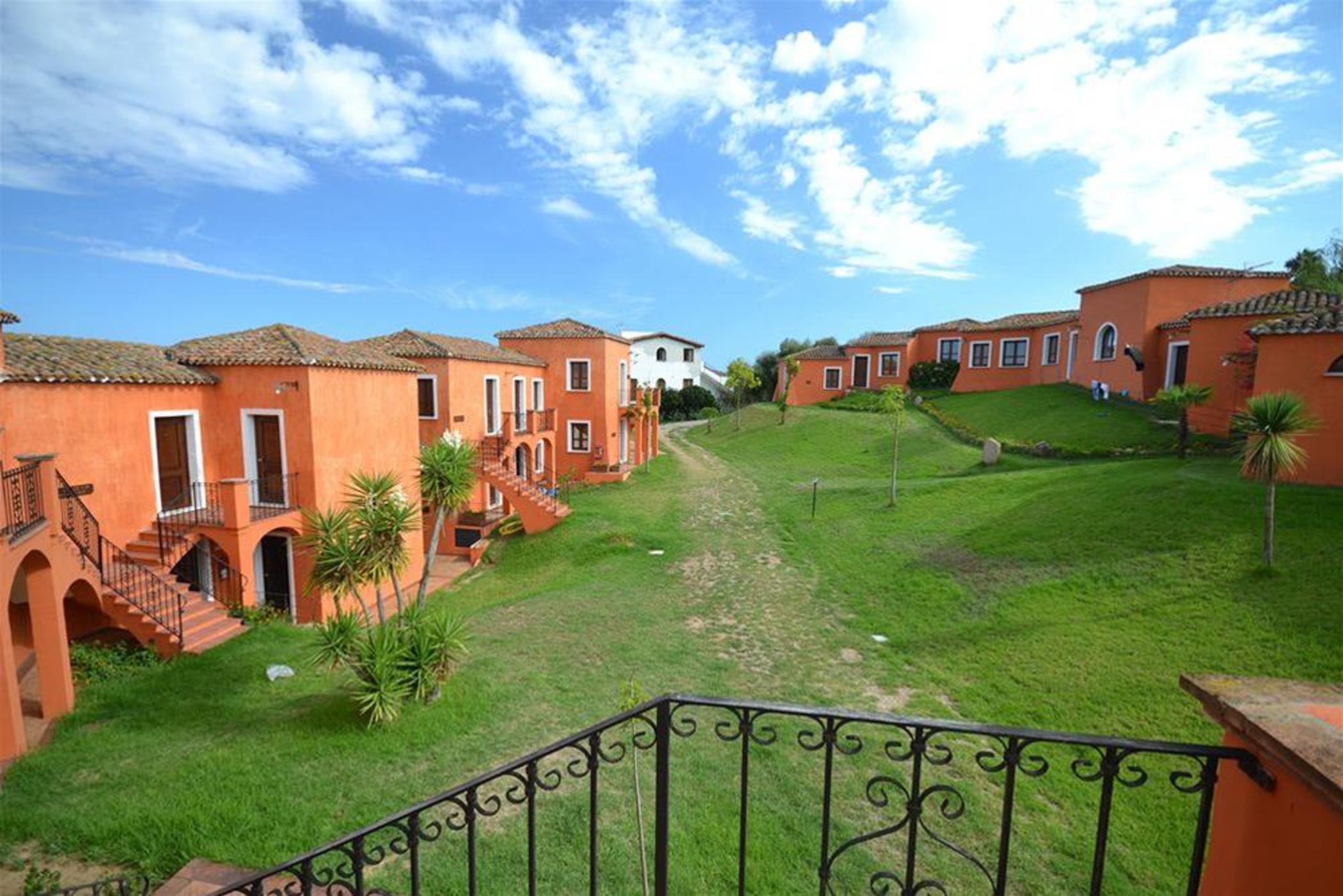 Hotel Galanias Bari Sardo Exterior foto