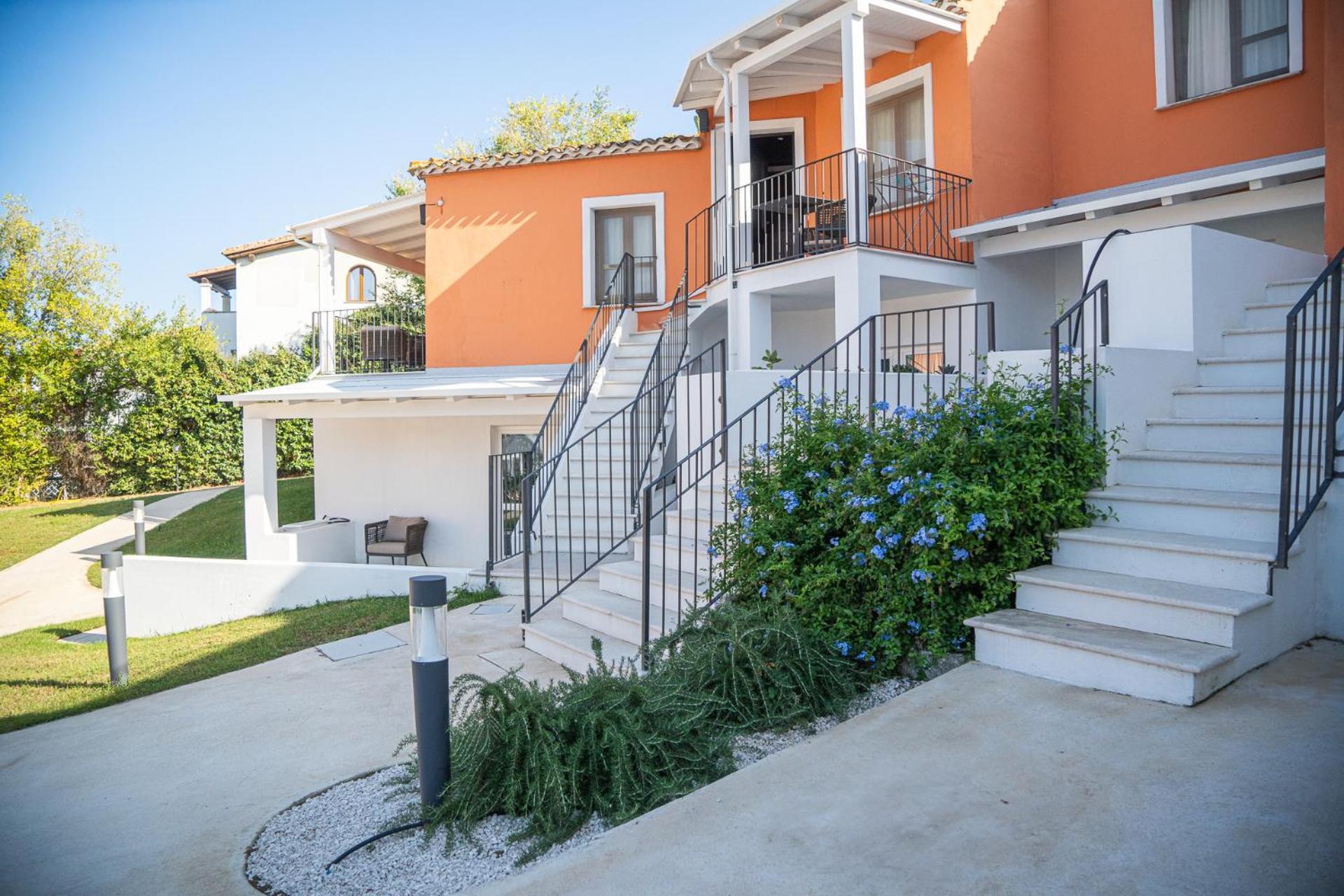 Hotel Galanias Bari Sardo Exterior foto