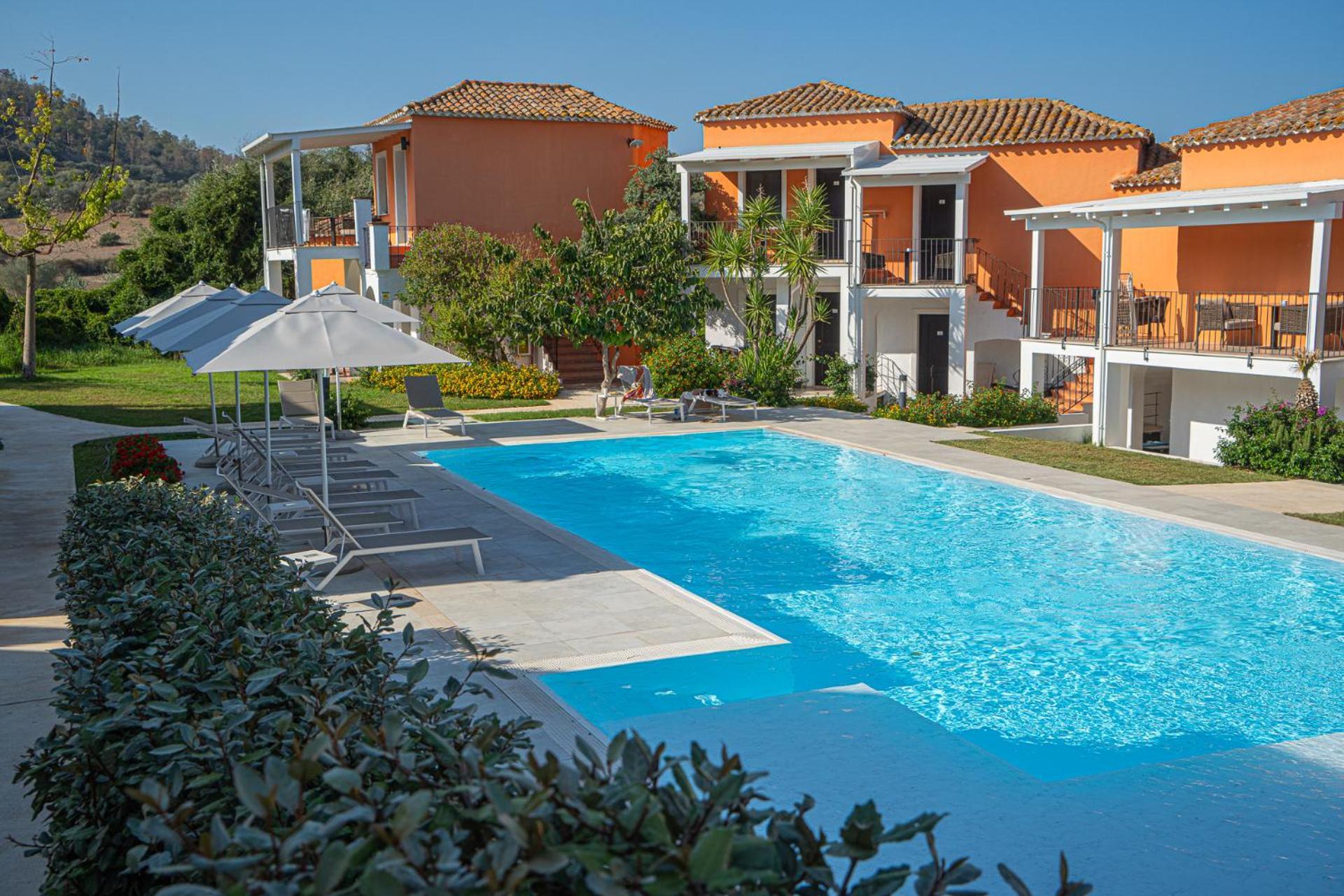 Hotel Galanias Bari Sardo Exterior foto