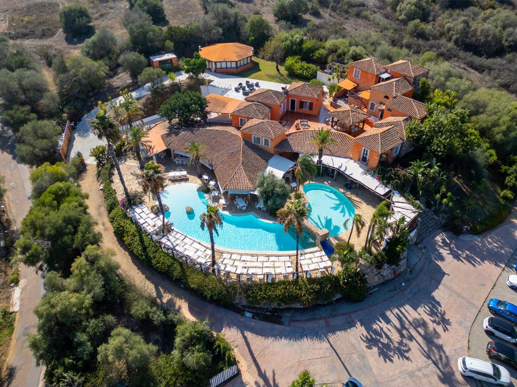 Hotel Galanias Bari Sardo Exterior foto