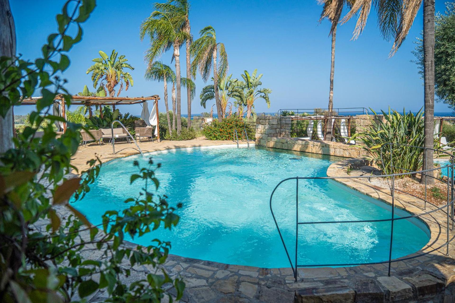 Hotel Galanias Bari Sardo Exterior foto